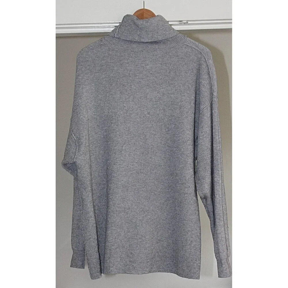 Free People - Softly Structured Turtleneck Tunic in Grey, sz Medium